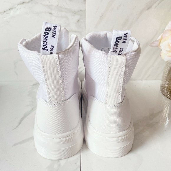 Dr. Doc Martens Womens Combs W Lace Up Combat Boot - Picture 9 of 12